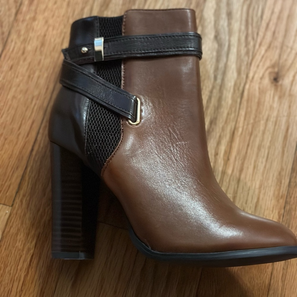 NWT Lampley Boot sz 6.5